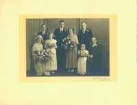 Photo - Alfred & Gertrude Aug 1933 - A, William John, Edith, Alfred, Gertrude, Harry or Fred, Kathleen, JEPH