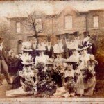 Wedding Mary Elizabeth Jones & William Wood - April 1898<BR>
If anyone can identify the people in the photo, please make contact.<BR>
Photo courtesy of Diana Bradley - May 2025